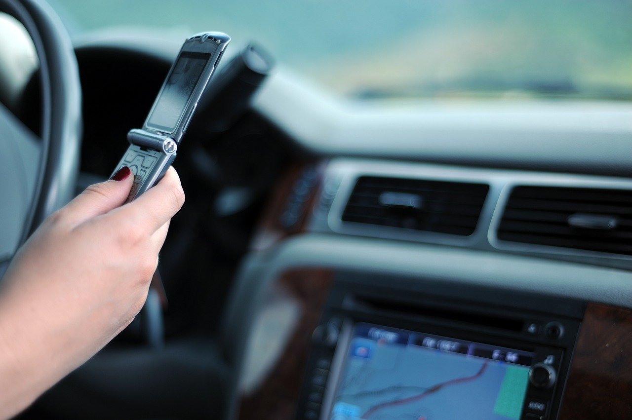 Understanding The Three Types Of Distracted Driving Moen Sheehan Meyer 1792